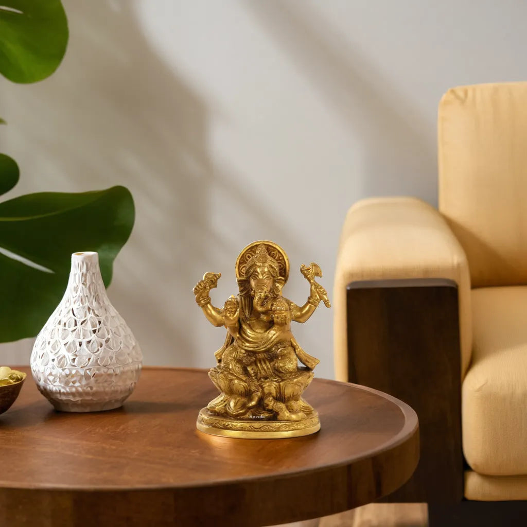 Sitting ganpati idol